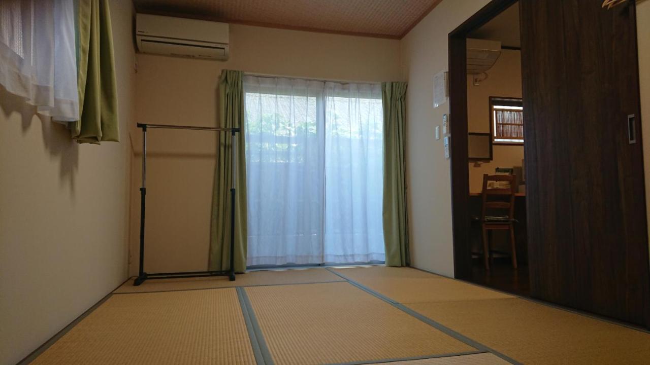 桃山ゲストハウス おかだ Kyoto Luaran gambar